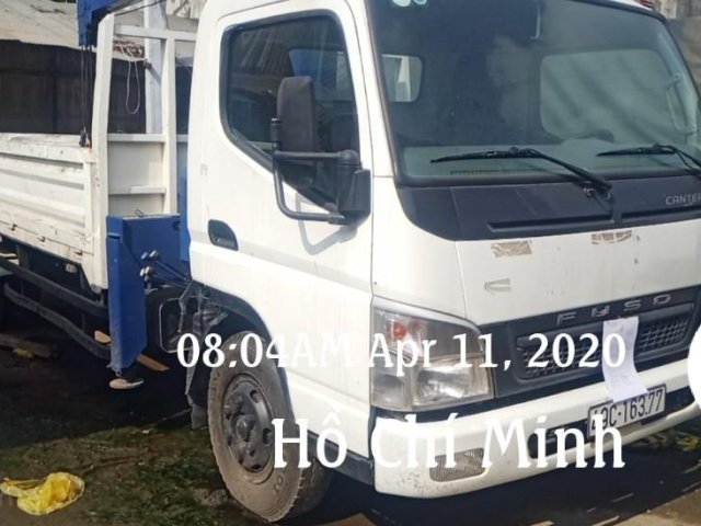 Bán xe có cần cẩu nhãn hiệu Fuso số loại Canter, đời 2016/Việt Nam giá 450tr, biển số 49 Lâm Đồng