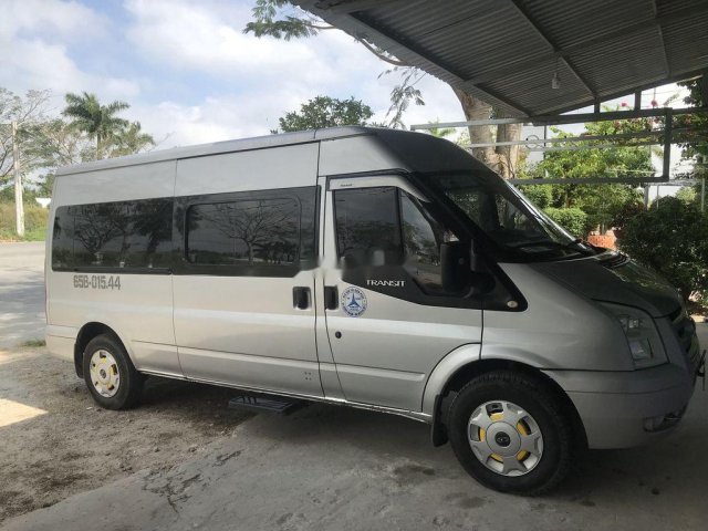 Bán xe Ford Transit đời 2012, màu bạc