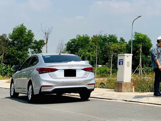 Bán Hyundai Accent MT sản xuất năm 2018