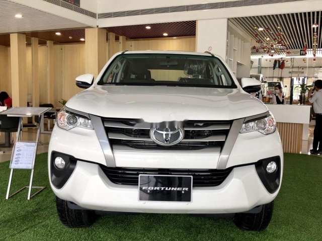 Bán Toyota Fortuner đời 2020, màu trắng, nhập khẩu 0