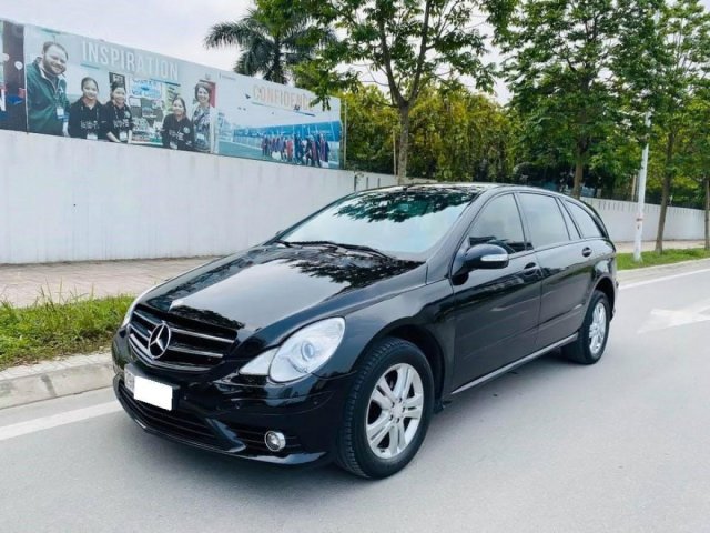 Cần bán xe Mercedes R350 năm sản xuất 2008, màu đen, xe nhập chính chủ