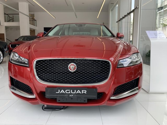 Jaguar XF Prestige chính hãng tặng ngay 100% thuế trước bạ và nhiều ưu đãi hấp dẫn chỉ trong tháng 6/20200