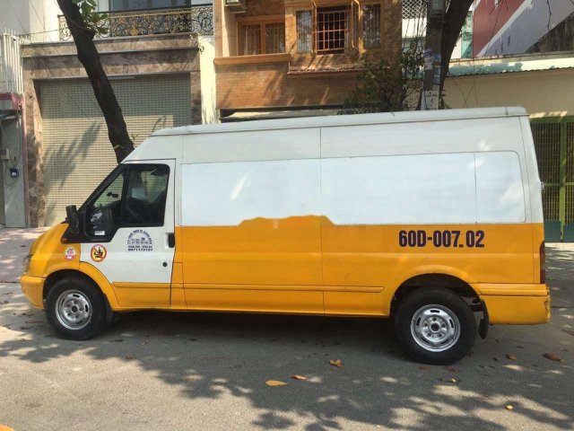 Cần bán gấp Ford Transit 2005