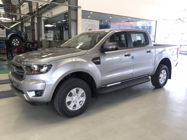 Ford Ranger XLS AT ưu đãi khủng, liên hệ để nhận giá tốt nhất thị trường0