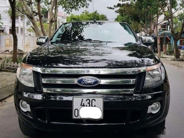 Cần bán xe Ford Ranger sản xuất năm 2013, màu đen, nhập khẩu xe gia đình, giá 445tr0