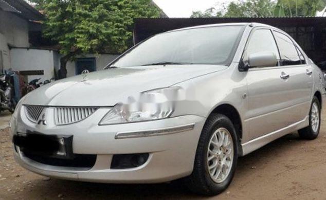 Cần bán Mitsubishi Lancer 2003, xe nhập giá cạnh tranh0