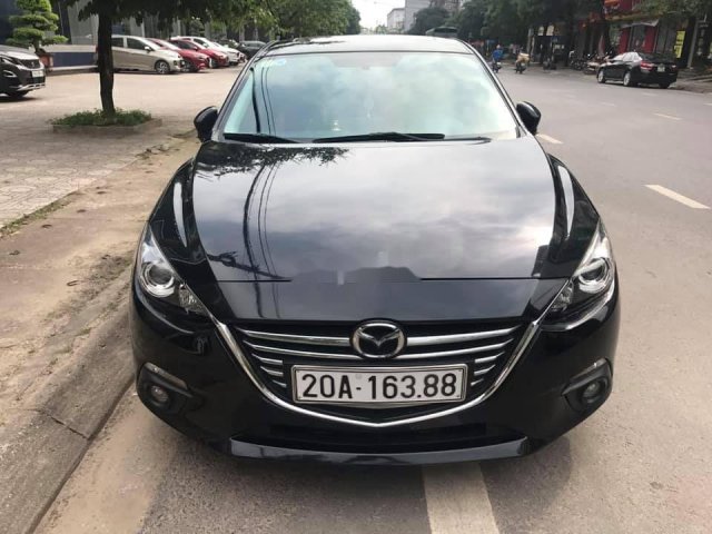 Cần bán xe Mazda 3 năm 2016, màu đen chính chủ giá cạnh tranh