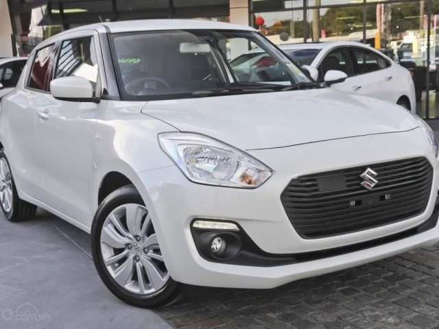 Cần bán xe Suzuki Swift sản xuất 2019, màu trắng, nhập khẩu nguyên chiếc, 499tr0