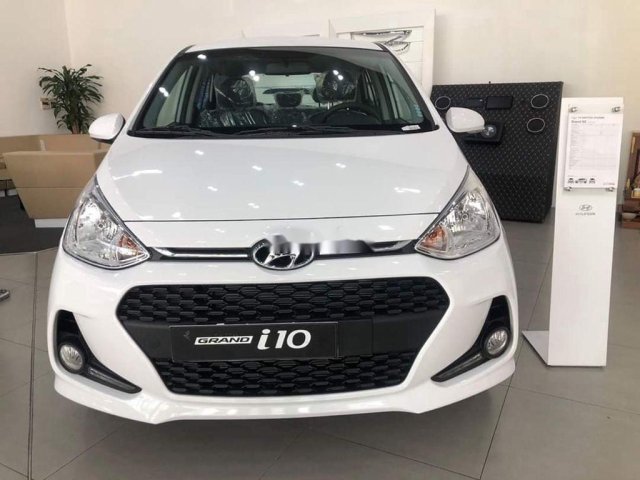 Bán Hyundai Grand i10 2020, màu trắng