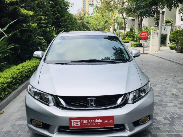 Honda Civic 2.0 sản xuất 2015 bao chất lượng và giá tốt nhất tại mọi thời điểm0