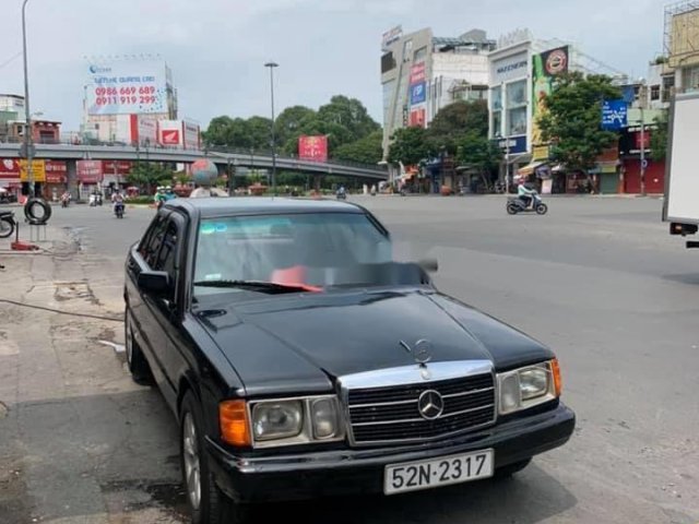 Cần bán gấp Mercedes 190E đời 1985, màu đen, nhập khẩu  