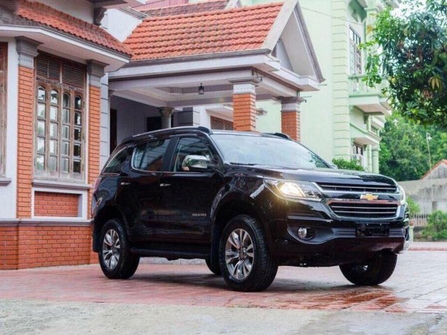 Bán Chevrolet Trailblazer LTZ 2.5L VGT 4x4 AT 2019, màu đen, nhập khẩu0