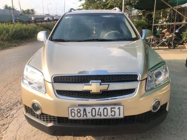 Cần bán gấp Chevrolet Captiva sản xuất 2008