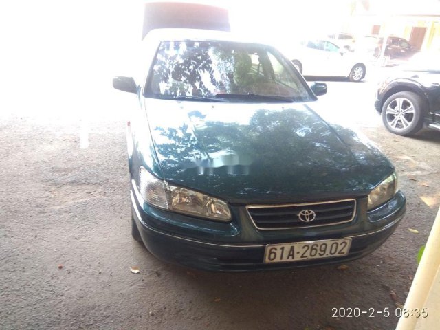 Bán ô tô Toyota Camry đời 2000 giá cạnh tranh