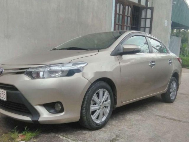 Bán ô tô Toyota Vios sản xuất năm 2015 còn mới