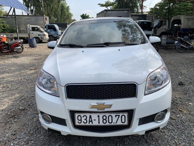 Cần bán xe Chevrolet Aveo năm 2017 giá cạnh tranh