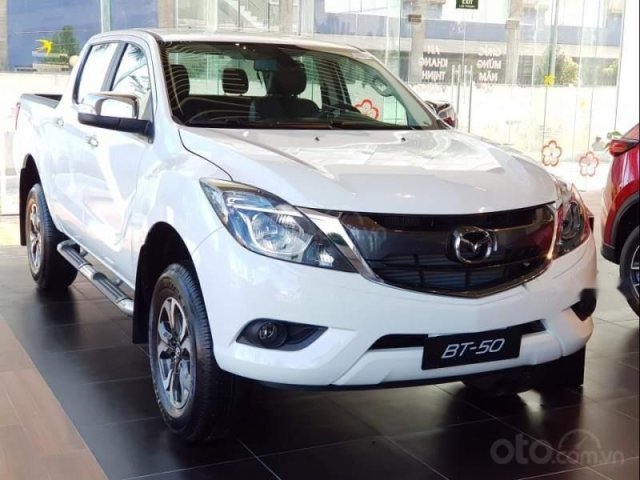 Bán ô tô Mazda BT 50 năm sản xuất 2018, giá chỉ 669 triệu