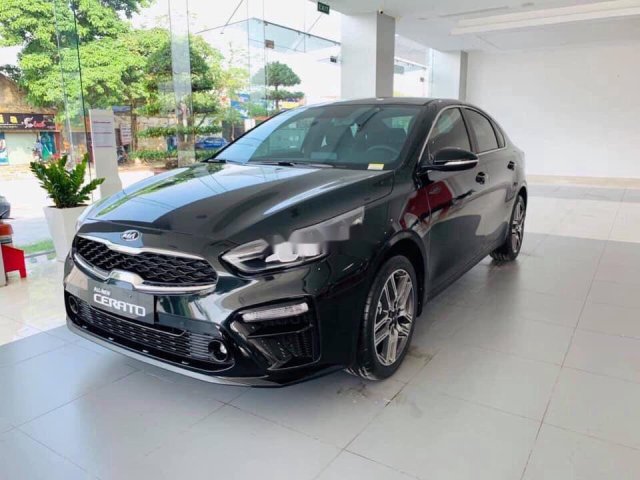 Bán Kia Cerato năm sản xuất 2020, màu đen, xe nhập, giá tốt0