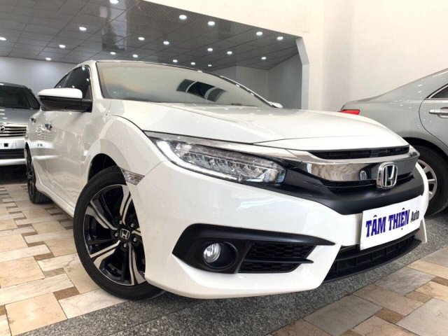 Bán Honda Civic 2017, màu trắng, nhập khẩu 0