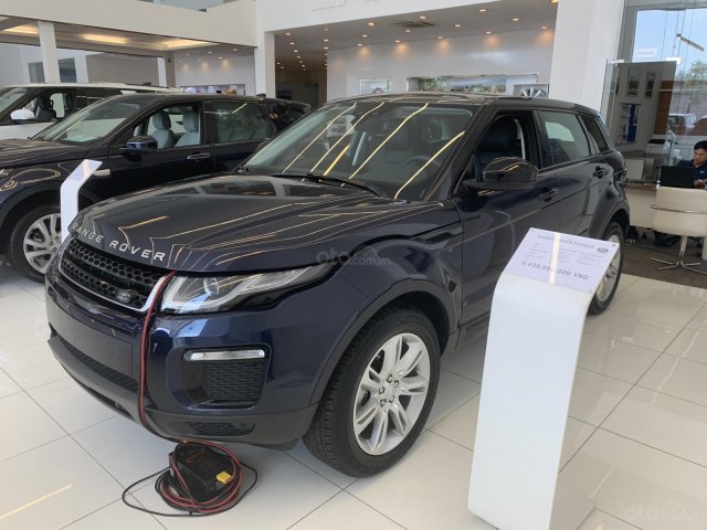 Cần bán LandRover Evoque Evoque SE sản xuất 2019, màu xanh lam, xe chính hãng