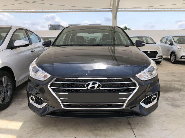 Bán xe Hyundai Accent đời 2020, màu đen