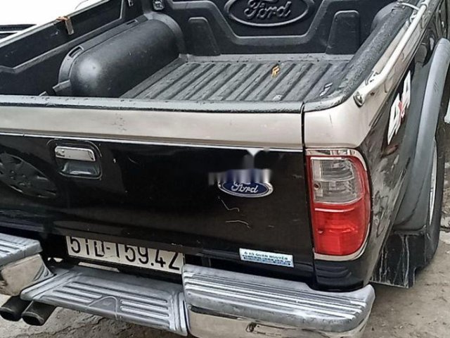 Xe Ford Ranger sản xuất năm 2006, màu đen