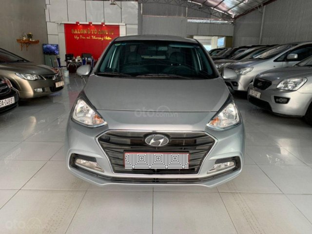 Xe Hyundai Grand i10 1.2AT sản xuất năm 2018, màu bạc số tự động