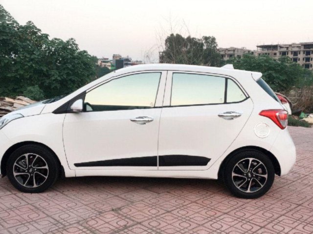 Bán Hyundai Grand i10 2016, màu trắng, xe nhập, chính chủ