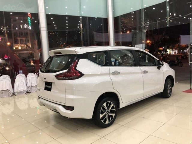 Bán Mitsubishi Xpander 1.5 MT 2019, màu trắng, nhập khẩu, 549 triệu