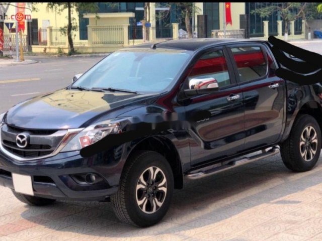 Bán Mazda BT 50 đời 2016, màu đen, xe nhập