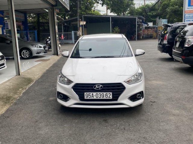 Bán xe Hyundai Accent đời 2018, xe nhập còn mới