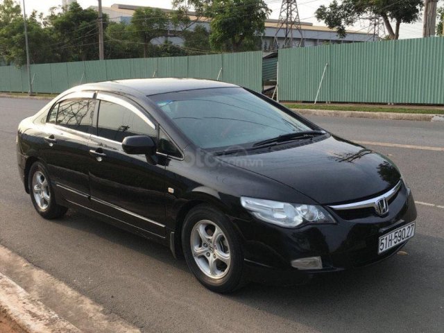 Cần bán Honda Civic 1.8 AT đời 2007, màu đen, chính chủ