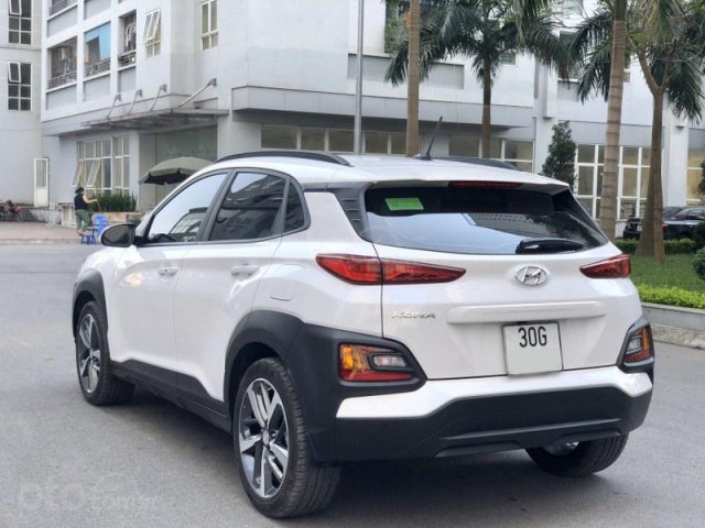 Cần bán gấp Hyundai Kona 2.0 AT năm sản xuất 2020, màu trắng, giá ưu đãi