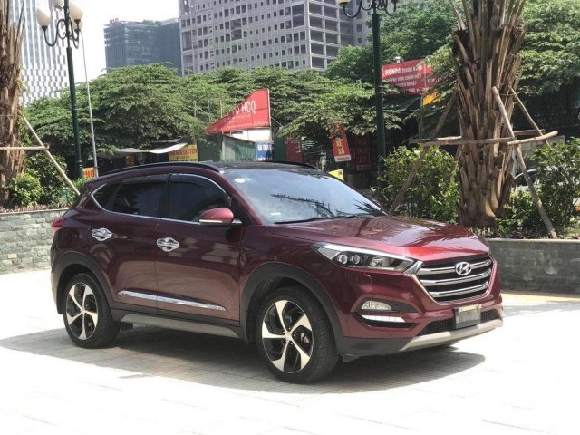 Cần bán gấp Hyundai Tucson 1.6 AT Turbo 2017, màu đỏ, giá chỉ 829 triệu