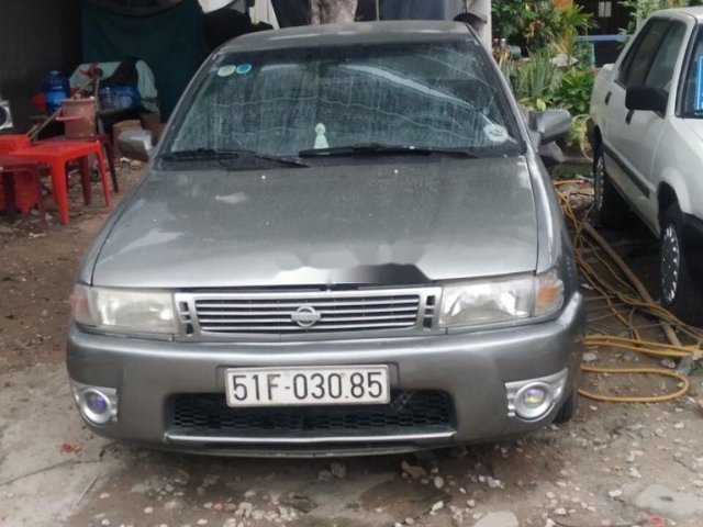 Cần bán Nissan Primera sản xuất 1992, nhập khẩu nguyên chiếc, giá tốt0