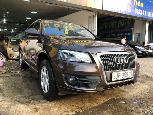 Cần bán Audi Q5 2.0 AT đời 2011, màu nâu, nhập khẩu giá cạnh tranh