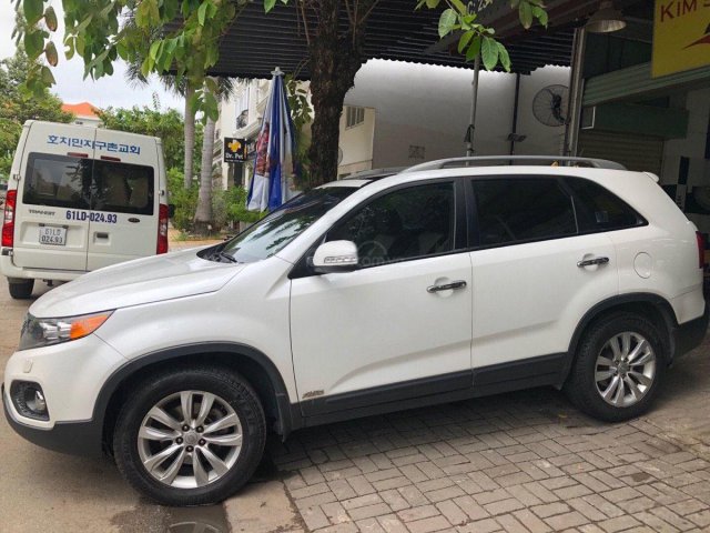 Bán Kia Sorento năm 2011, màu trắng, xe nhập