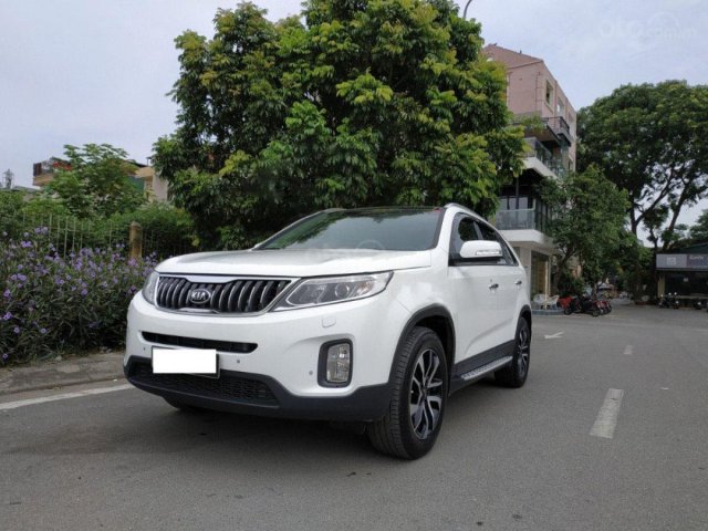 Xe Kia Sorento DATH năm sản xuất 2018, màu trắng còn mới