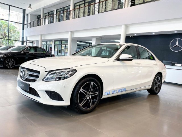 Mercedes C180 2020 đủ màu, giao xe ngay, giá khuyến mại tốt nhất - tặng bảo hiểm 2 chiều0