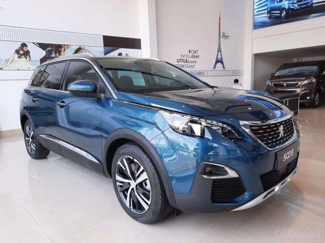 Bán ô tô Peugeot 5008 đời 2020, màu xanh lam