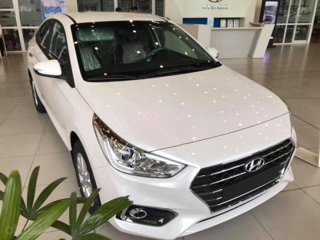 Cần bán xe Hyundai Accent 1.4 MT sản xuất 2020, màu đen0