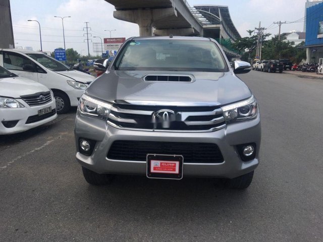 Cần bán lại xe Toyota Hilux đời 2016, xe nhập