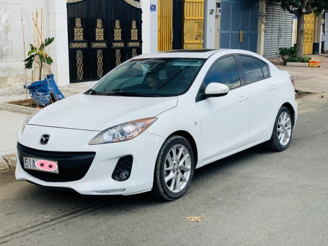 Cần bán xe Mazda 3 năm 2012, màu trắng  0