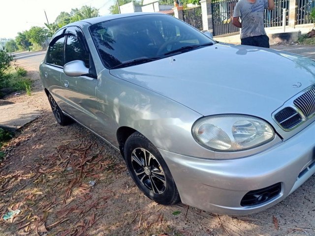 Cần bán lại xe Daewoo Lanos sản xuất năm 2003