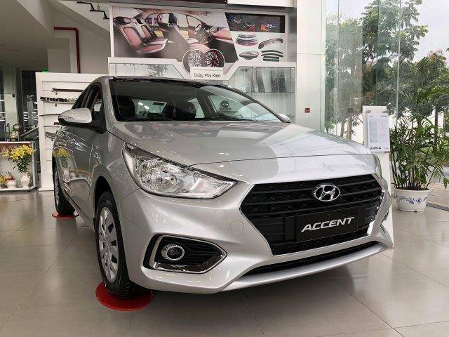 Bán xe Hyundai Accent sản xuất 2020, màu trắng