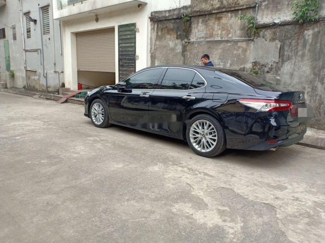 Xe Toyota Camry sản xuất 2019, màu đen, nhập khẩu nguyên chiếc