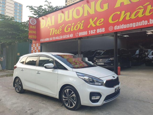 Bán Kia Rondo sản xuất 2017, màu trắng, xe nhập 