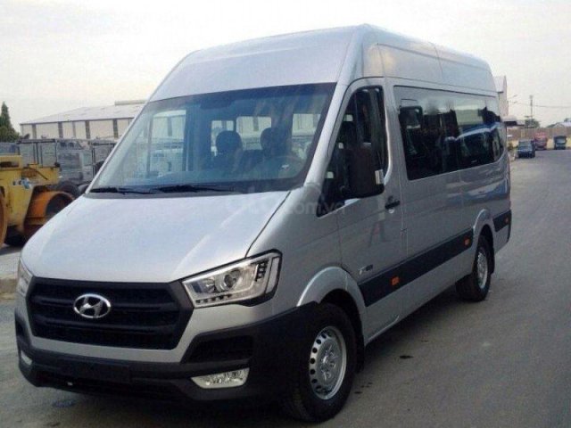 Bán Hyundai Solati 2019, màu bạc, giá 940tr