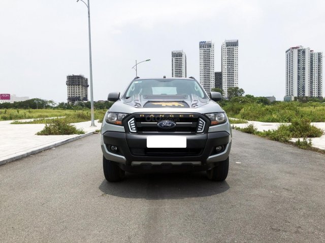 Bán xe Ford Ranger 2.2 XLS số tự động, năm sản xuất 2017, nguyên dàn lốp theo xe