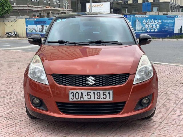 Cần bán gấp Suzuki Swift đời 2014, giá tốt